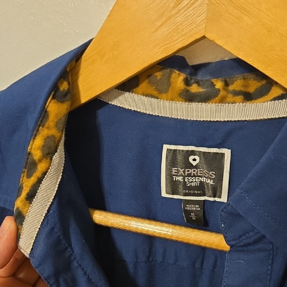 Banana Republic Deep Blue Collared Shirt - Picture 6 of 6